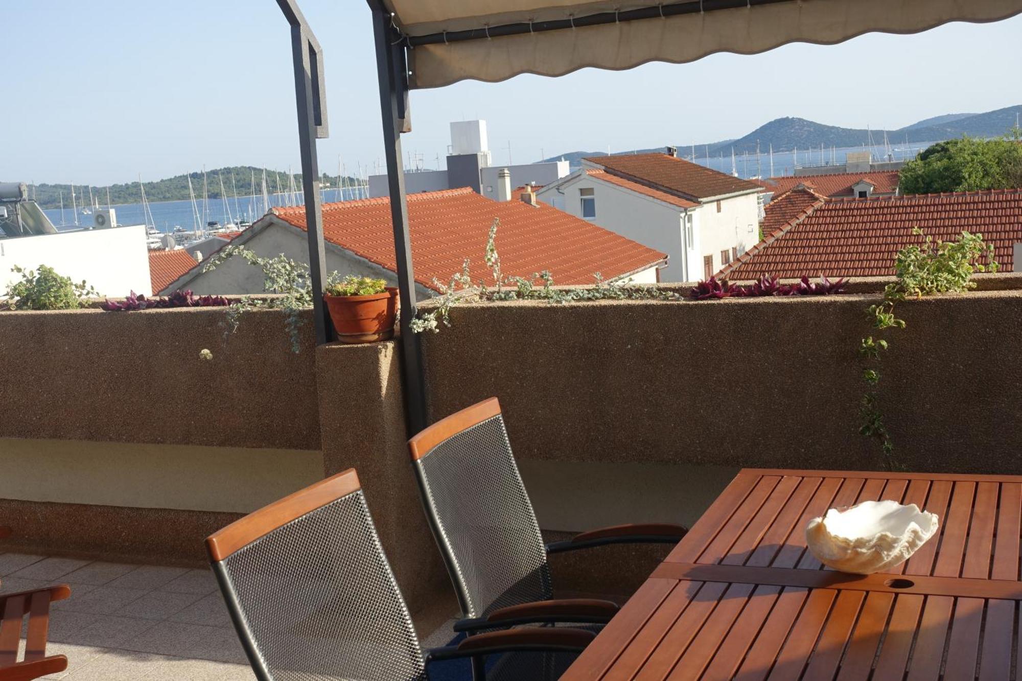 Apartment Tonka Vodice Buitenkant foto