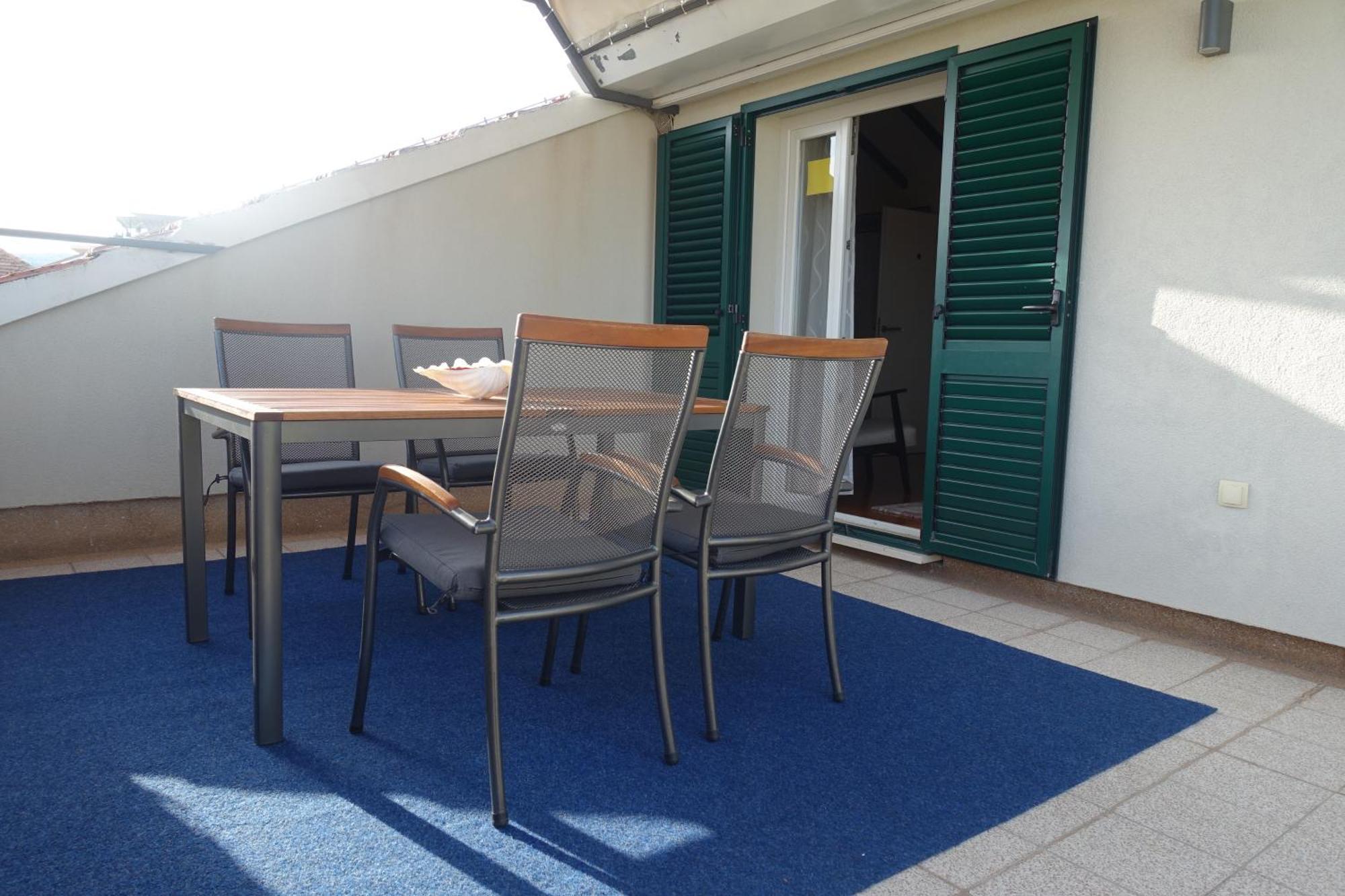 Apartment Tonka Vodice Buitenkant foto